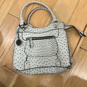London fog purse